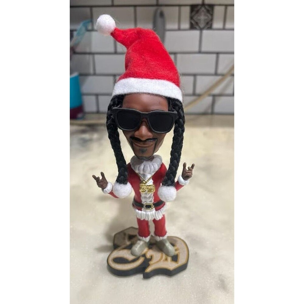 Snoop Dogg On The Stoop 6" santa  bobblehead polyresin figure 2024 Christmas